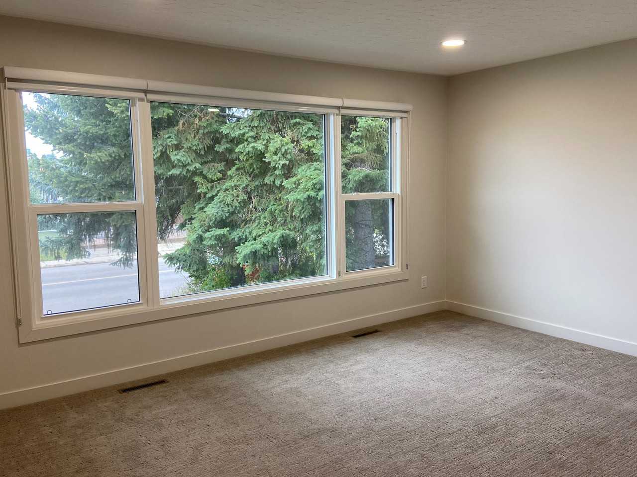 9839 79 St Nw - Photo 2 of 19