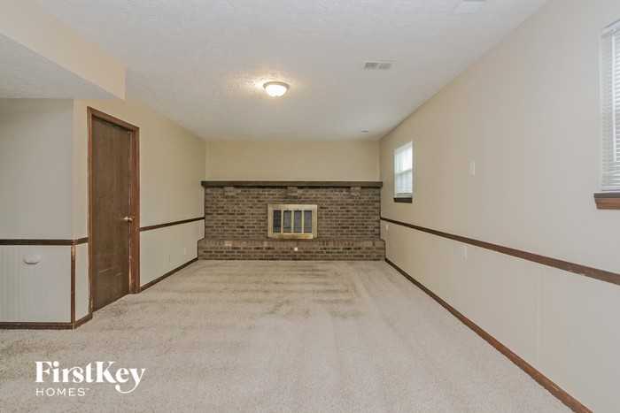 8203 Culpeper Dr - Photo 2 of 15