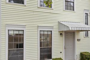 featured image of 217 Settlers Park Dr #1