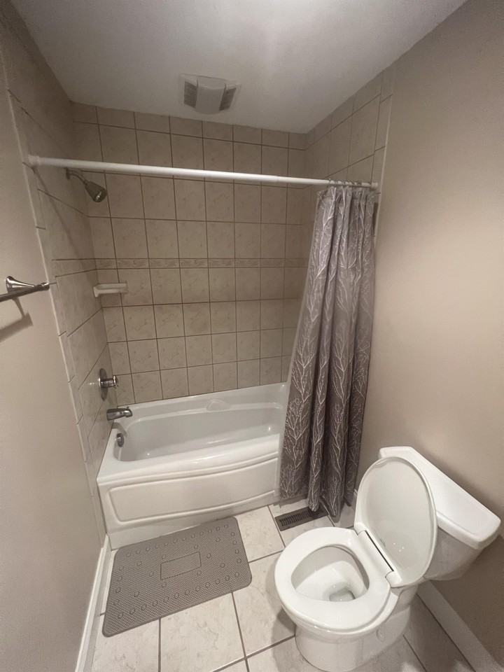 11 Palmetto Dr #1 - Photo 6 of 33