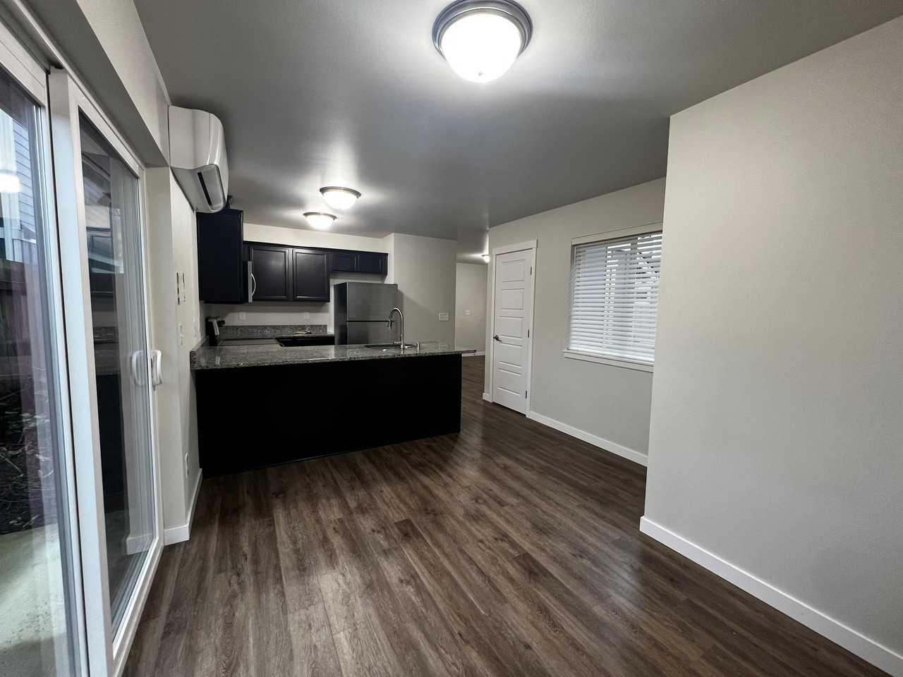 2425 Valencia Street - Photo 3 of 24