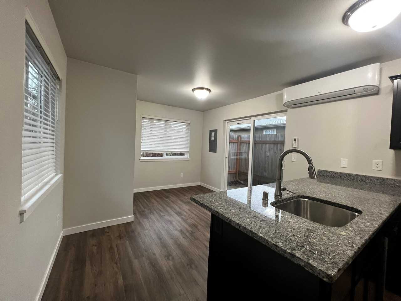 2425 Valencia Street - Photo 5 of 24