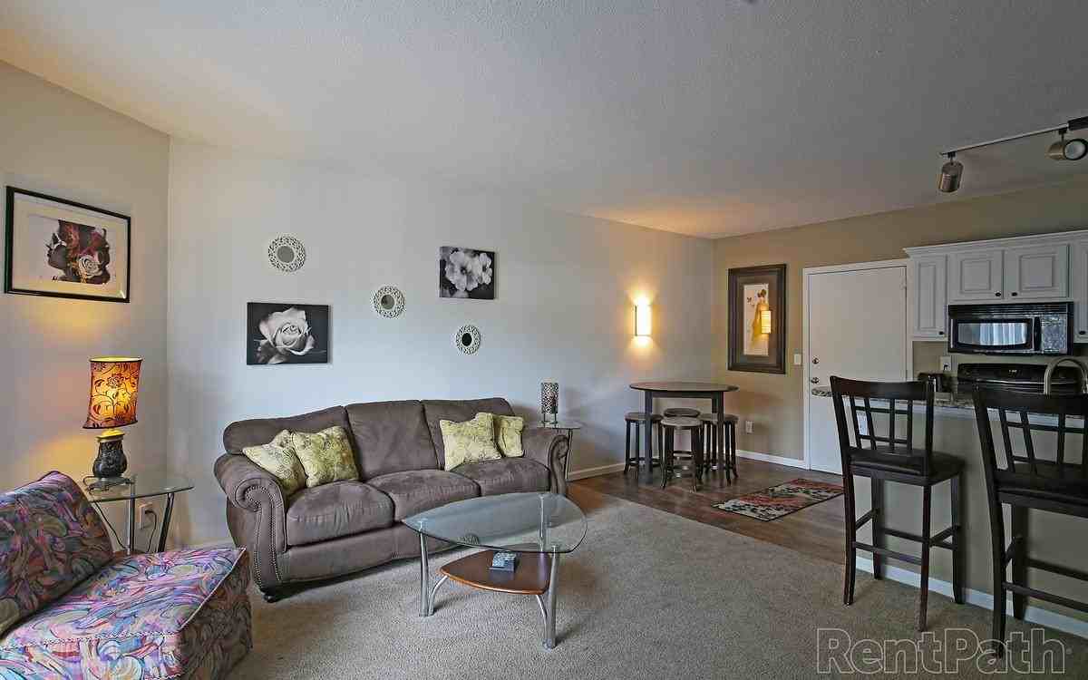 9002 W 64th Ter - Photo 5 of 15