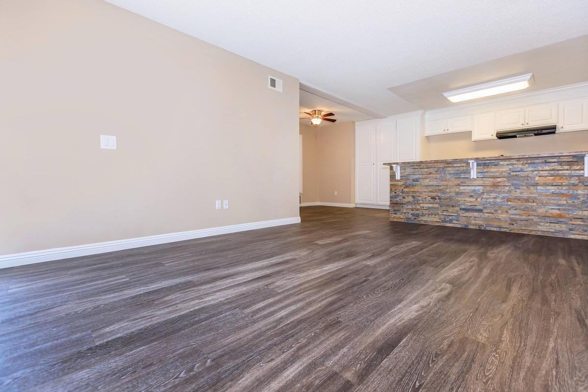 9950 Juanita St - Photo 7 of 15