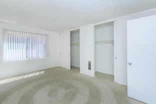 5025 E Pacific Coast Hwy - Photo 1 of 1