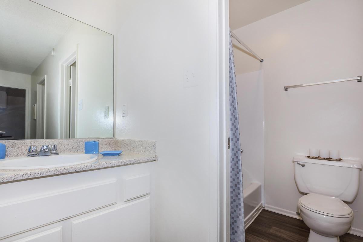 5025 E Pacific Coast Hwy - Photo 5 of 9