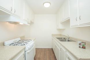 401 Atlanta Ave - Photo 1 of 1