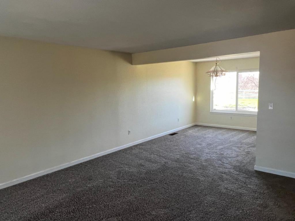 17800 Henry Rd - Photo 2 of 23