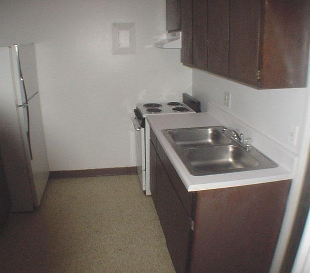 1932 PARKHILL APARTMENTS - 1932 WASHTENAW AVE - Photo 5 of 7