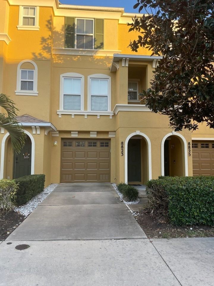 8823 White Sage Loop