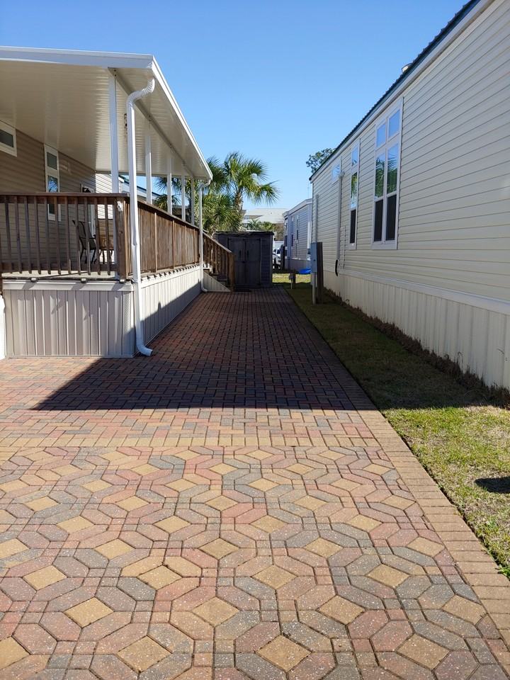 1957 Allison Ave - Photo 2 of 15