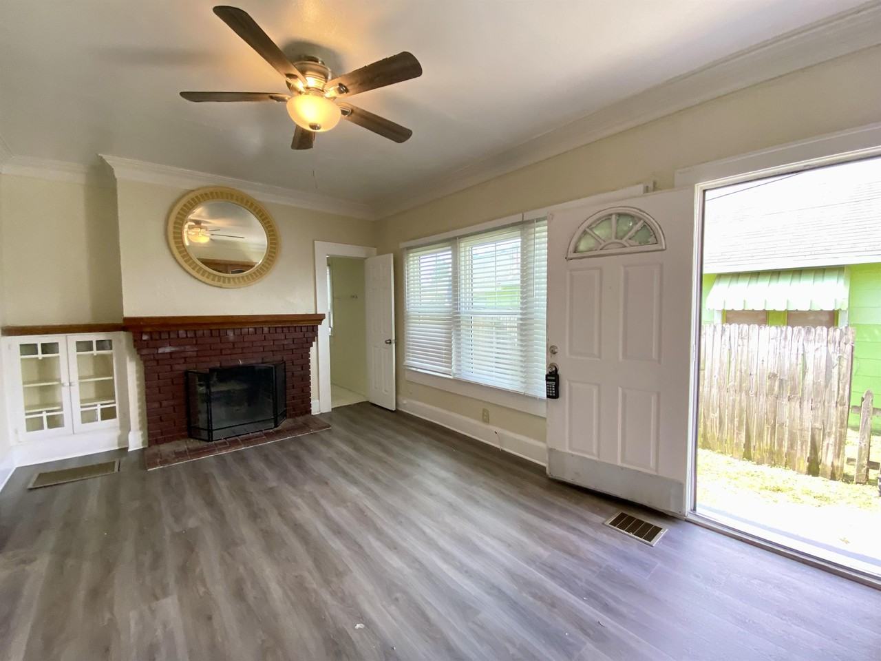 2816 42nd Avenue North - N #N - Photo 4 of 20