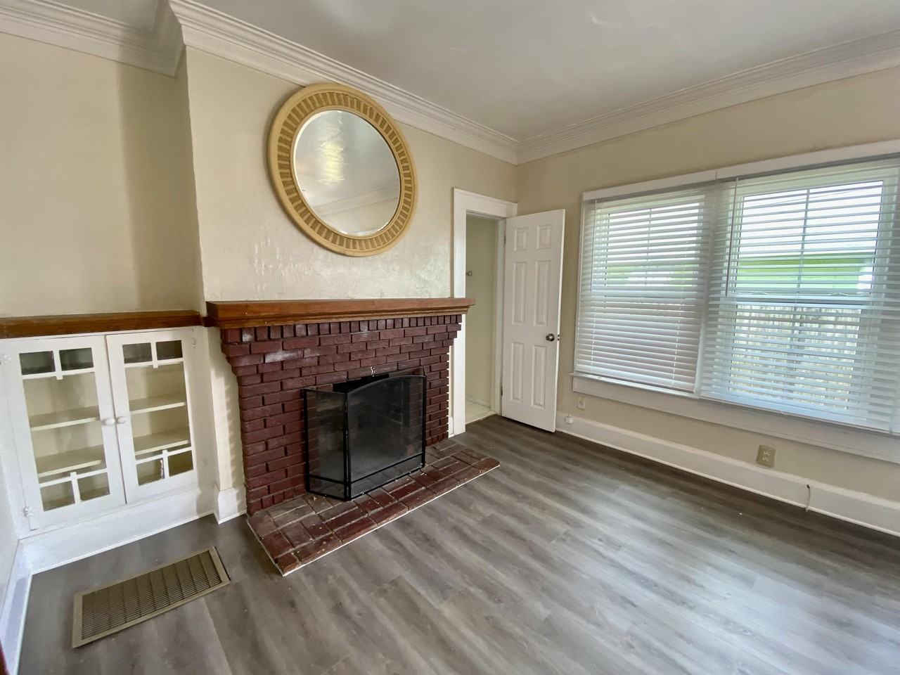 2816 42nd Avenue North - N #N - Photo 6 of 20
