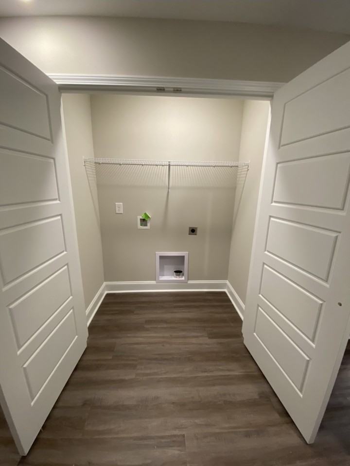 1027 Glenkirk Dr #B - Photo 6 of 20