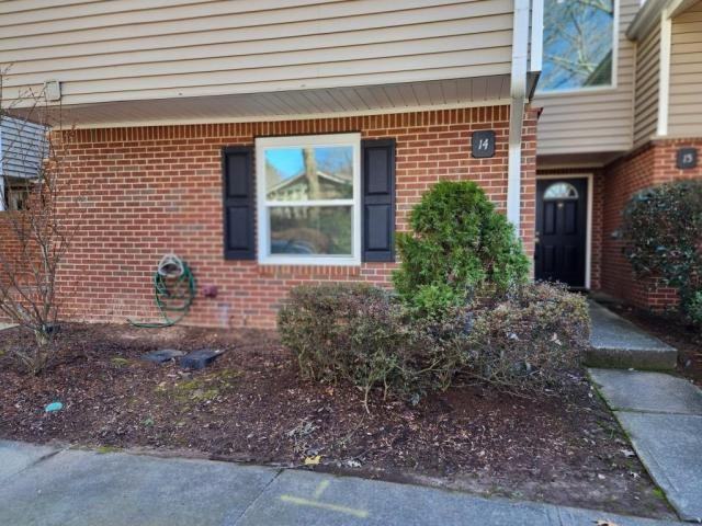 14 Dunwoody Springs Dr - Photo 2 of 26