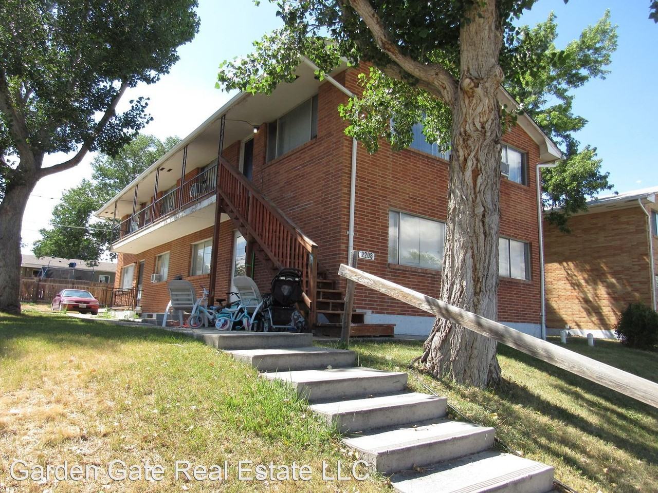 2208 S. Jefferson - Photo 2 of 15