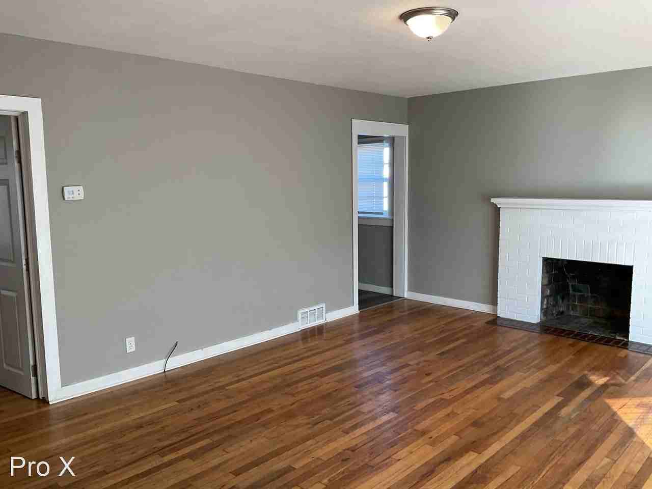 403-405 N Walnut - Photo 3 of 31