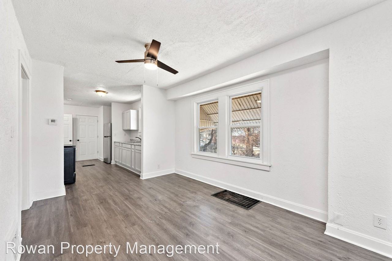1513 Rowland Ave - Photo 3 of 24