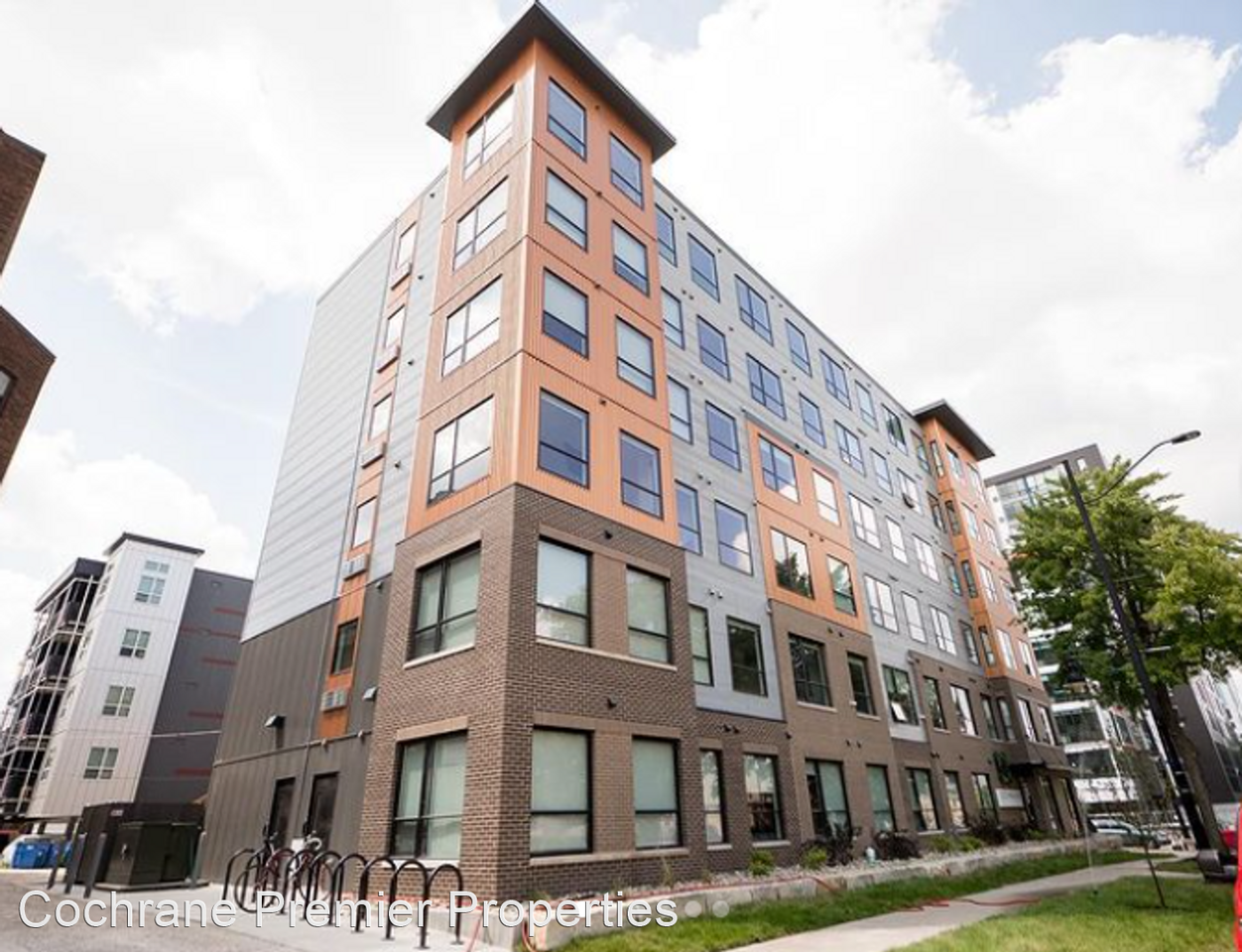 315 E. John St. - Photo 2 of 6