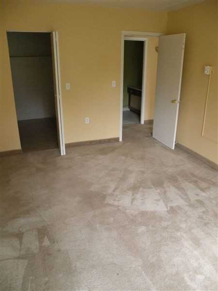 Shaker Square Towers - Photo 3 of 8