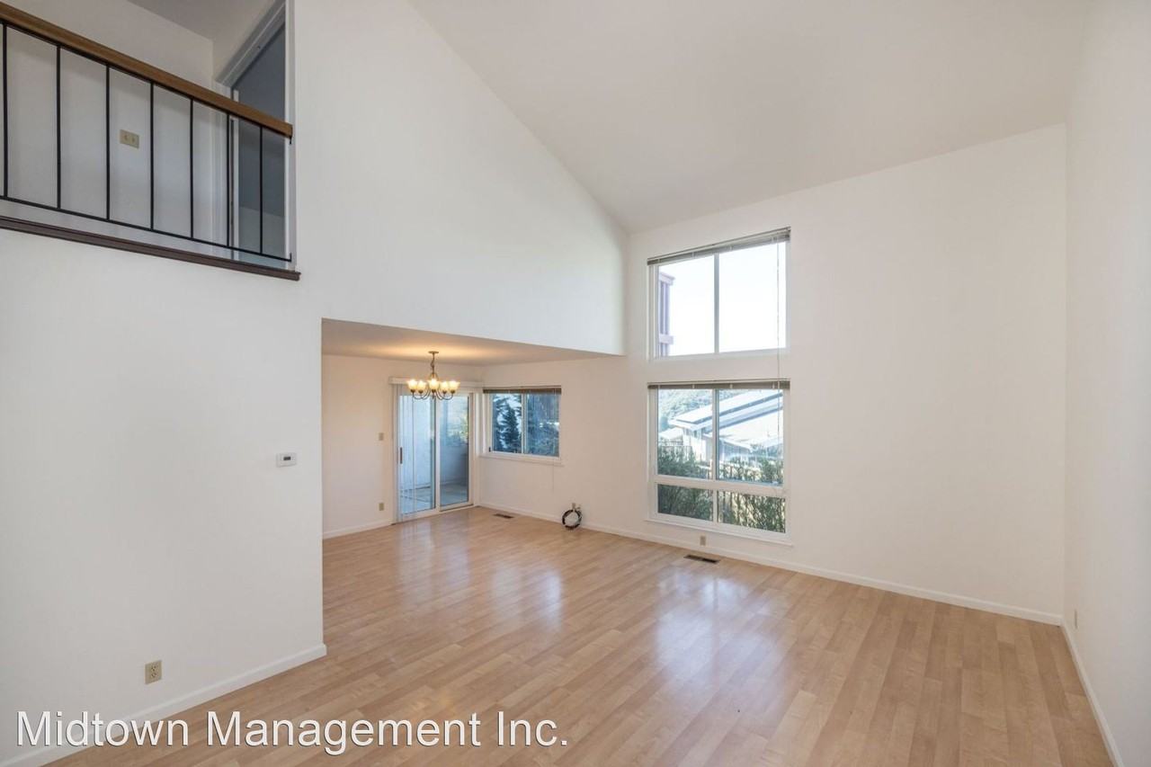 2506 Hastings Dr - Photo 3 of 24