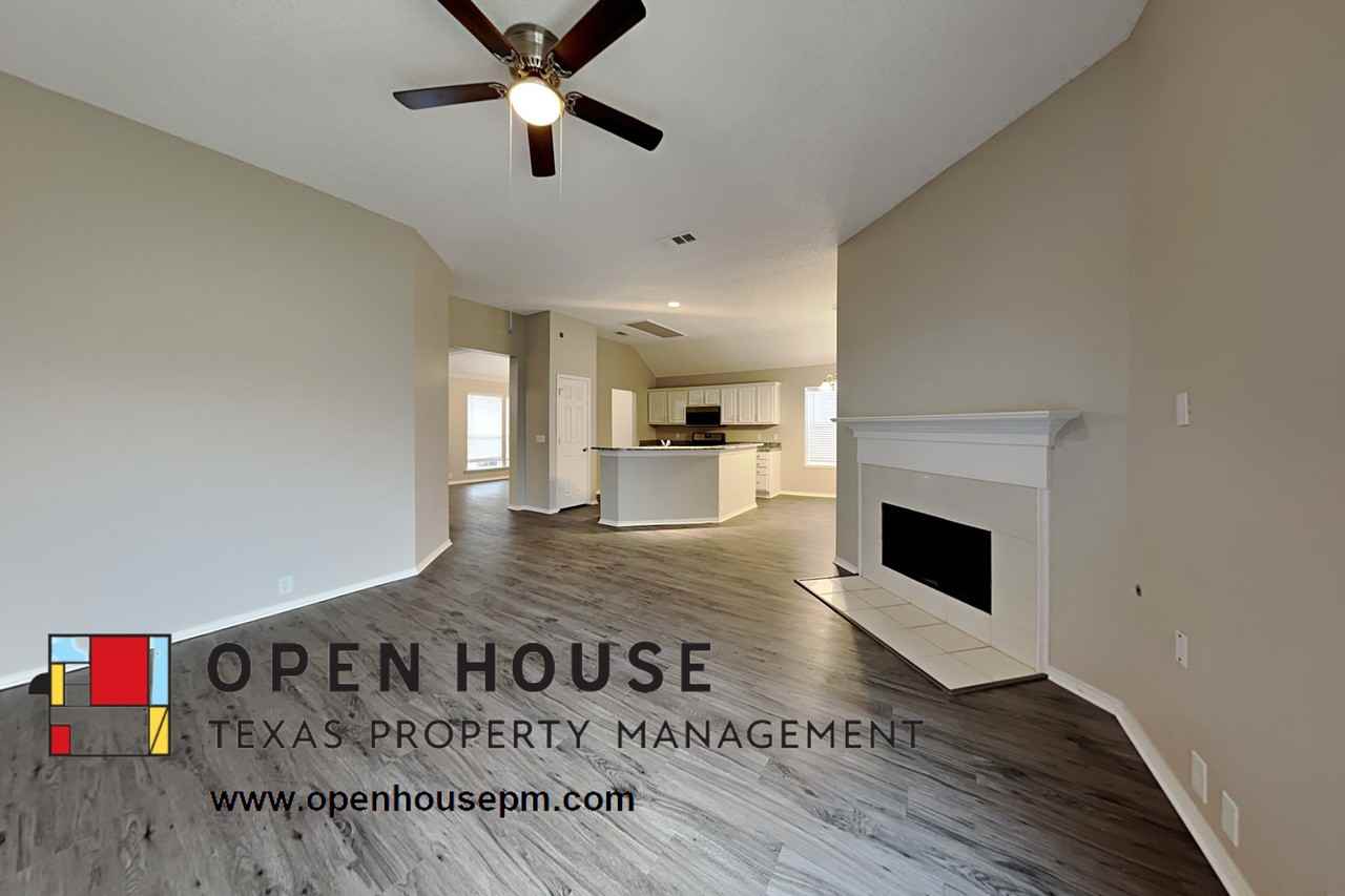 7411 Sonoma Valley Dr - Photo 2 of 17