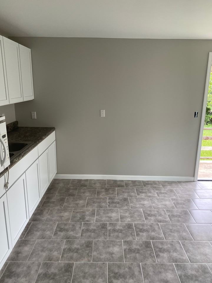 260 Moughon St - Photo 3 of 7