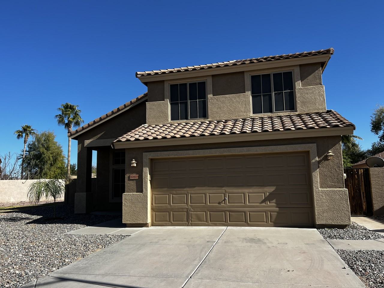 20619 N 71st Dr - Photo 2 of 12