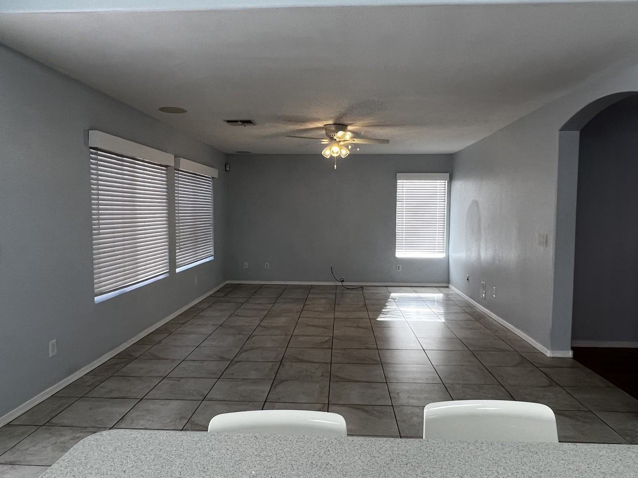 20619 N 71st Dr - Photo 4 of 12