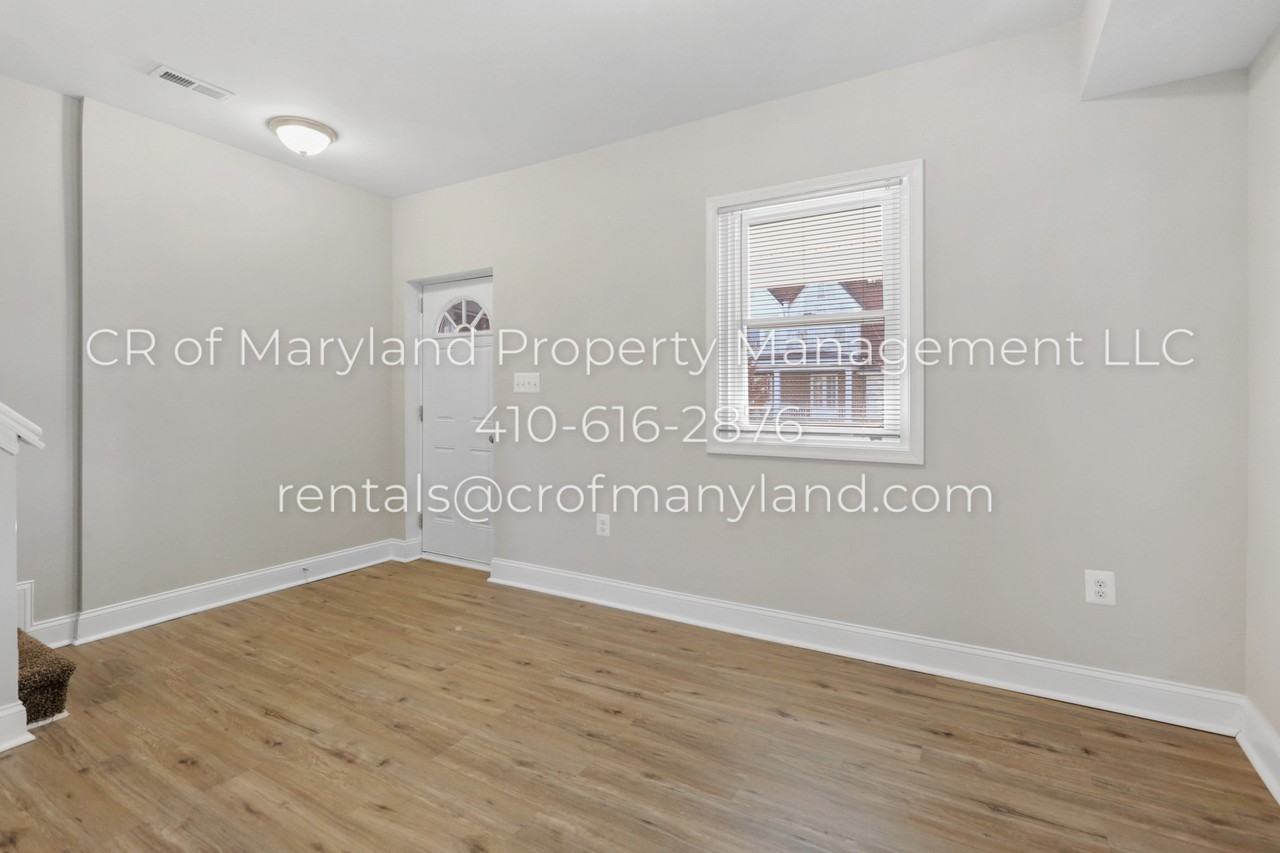 1114 Bonaparte Ave - Photo 3 of 19