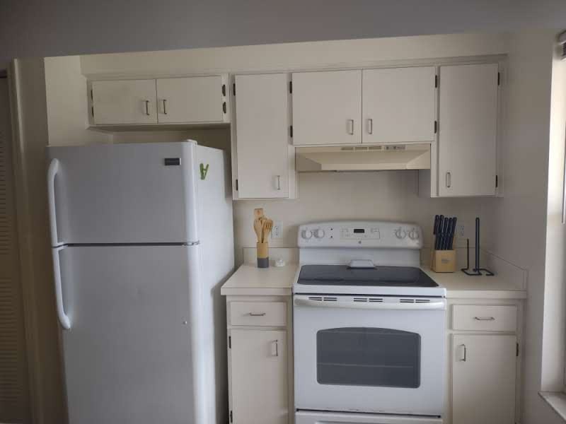 943 Se Mayo Dr - Photo 5 of 18