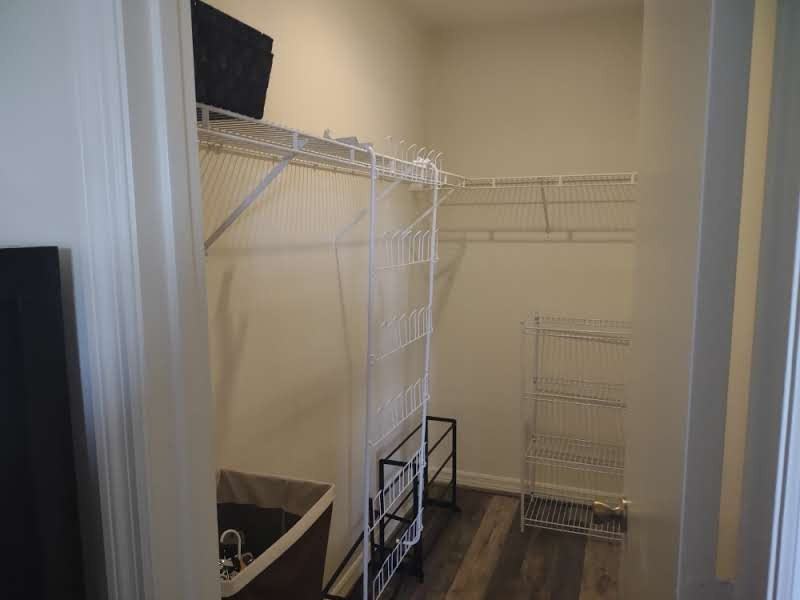 943 Se Mayo Dr - Photo 7 of 18