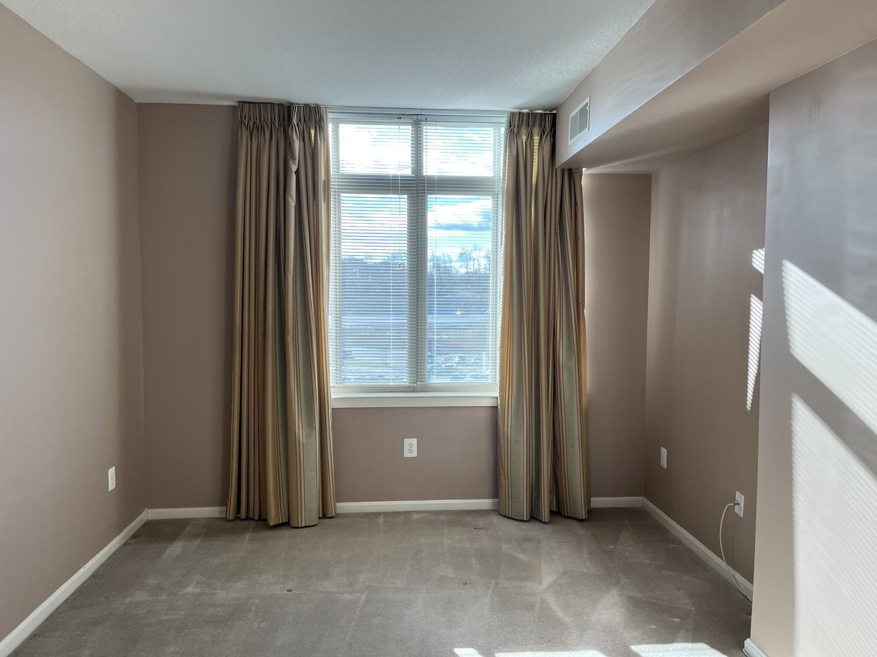 4480 Market Commons Dr #511 - Photo 7 of 11