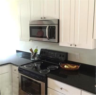 14 Reid St #R2 - Photo 4 of 31