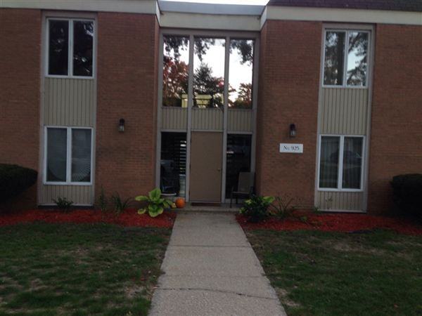 Roosevelt Park Apartments - Photo 2 of 8