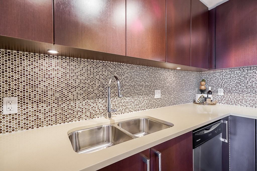 15765 Croydon Drive - Photo 3 of 6