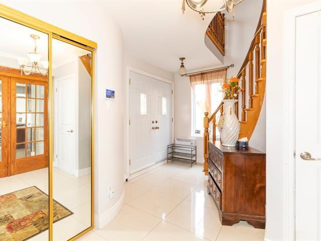 2280 Rue Prizeau - Photo 2 of 20