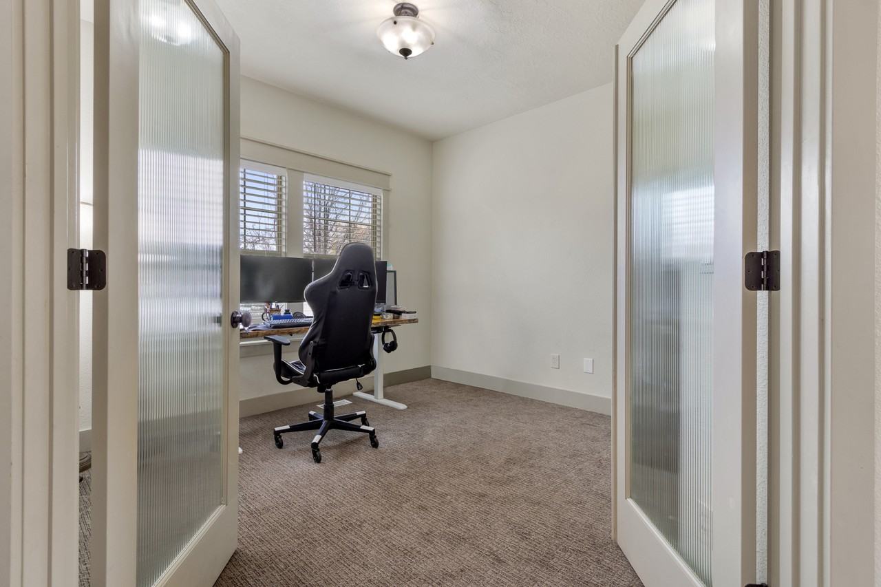 10976 W Hidden Brook Dr #1 - Photo 6 of 46