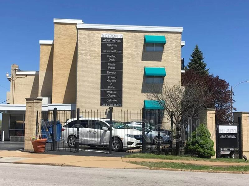 2727 Hampton Ave #205