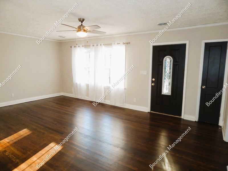 3250 Old Jonesboro Rd - Photo 2 of 15