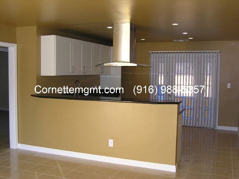 1405 Coolbrith St - Photo 3 of 12