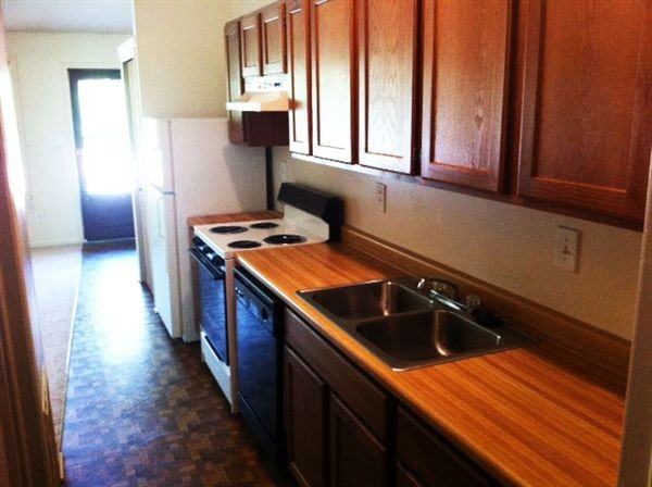 9203 Brookside Dr - Photo 2 of 9