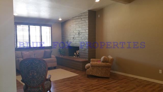 5945 E 4th St - Photo 3 of 15