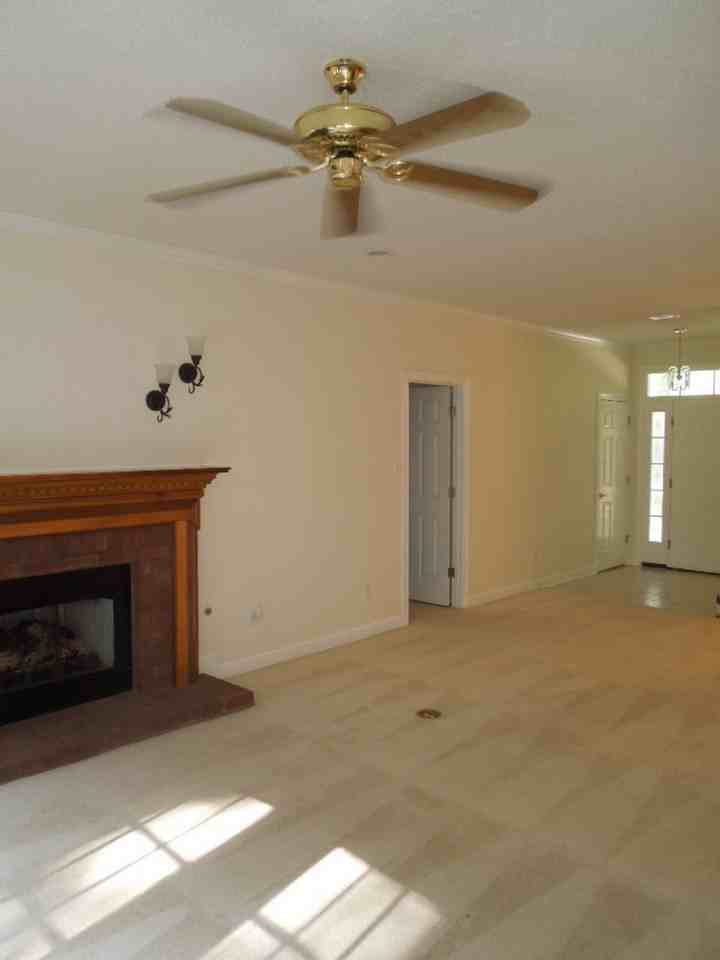 3799 Pelham Dr - Photo 2 of 27