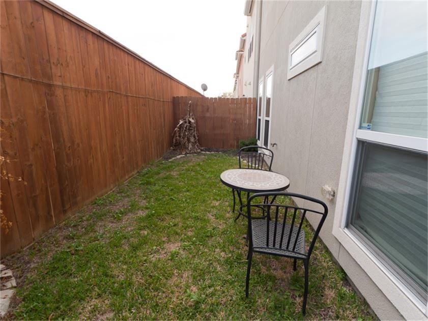 5919 Turtle Beach Ln - Photo 3 of 25