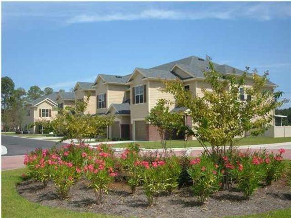 Baldwin Rowe Townhomes - Photo 3 of 3