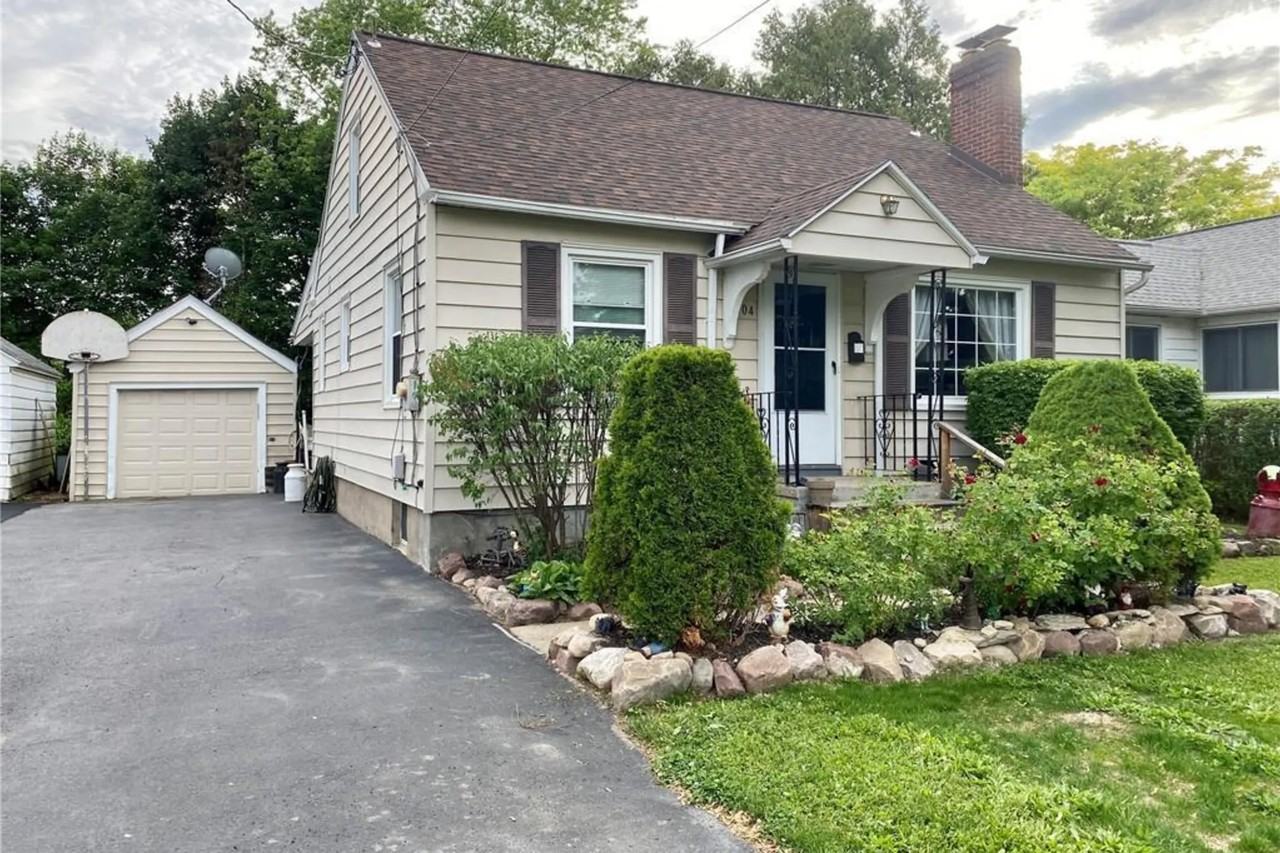 104 Cotton St - Photo 2 of 29