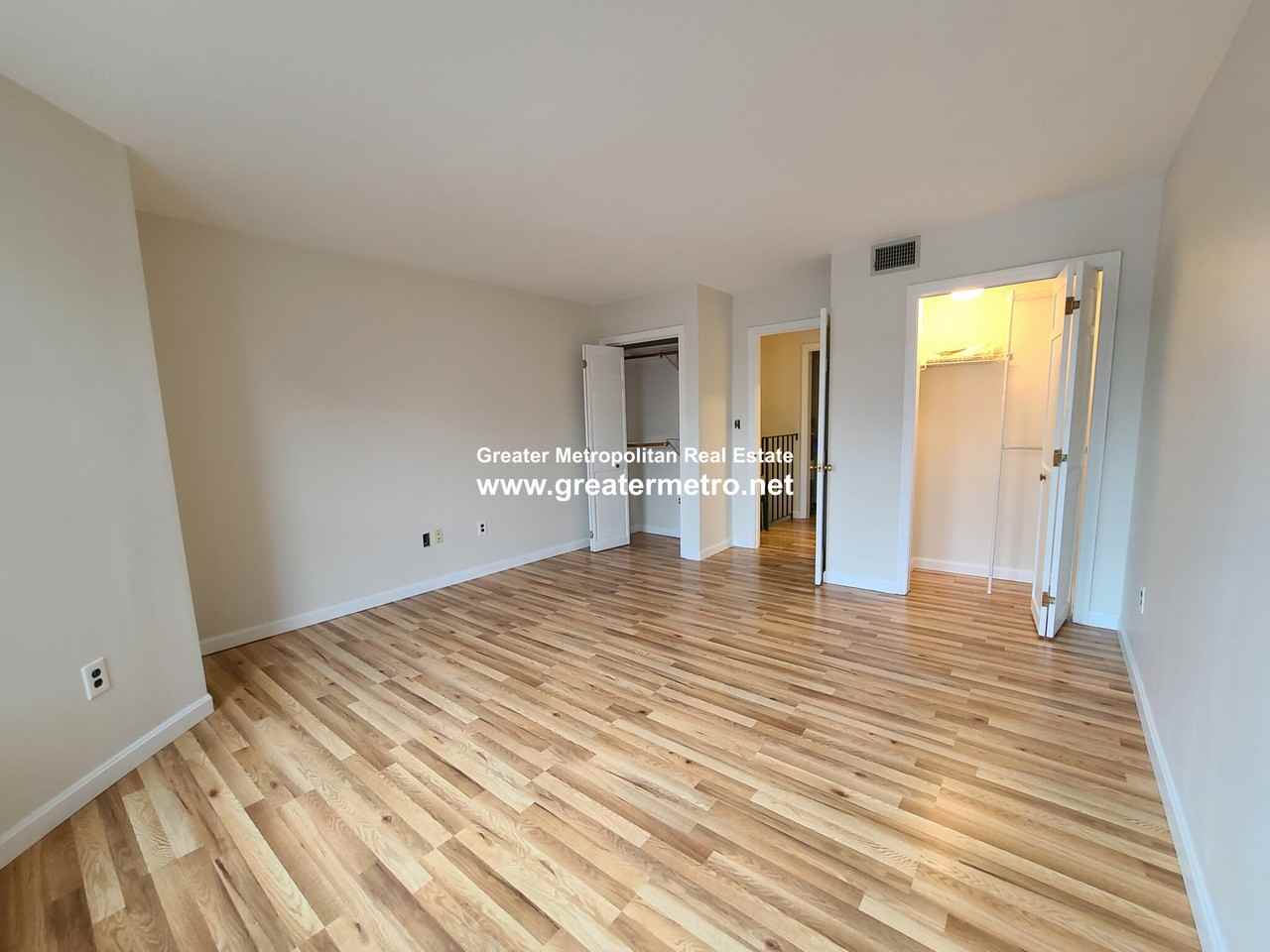 30 Clark St #4 - Photo 7 of 16