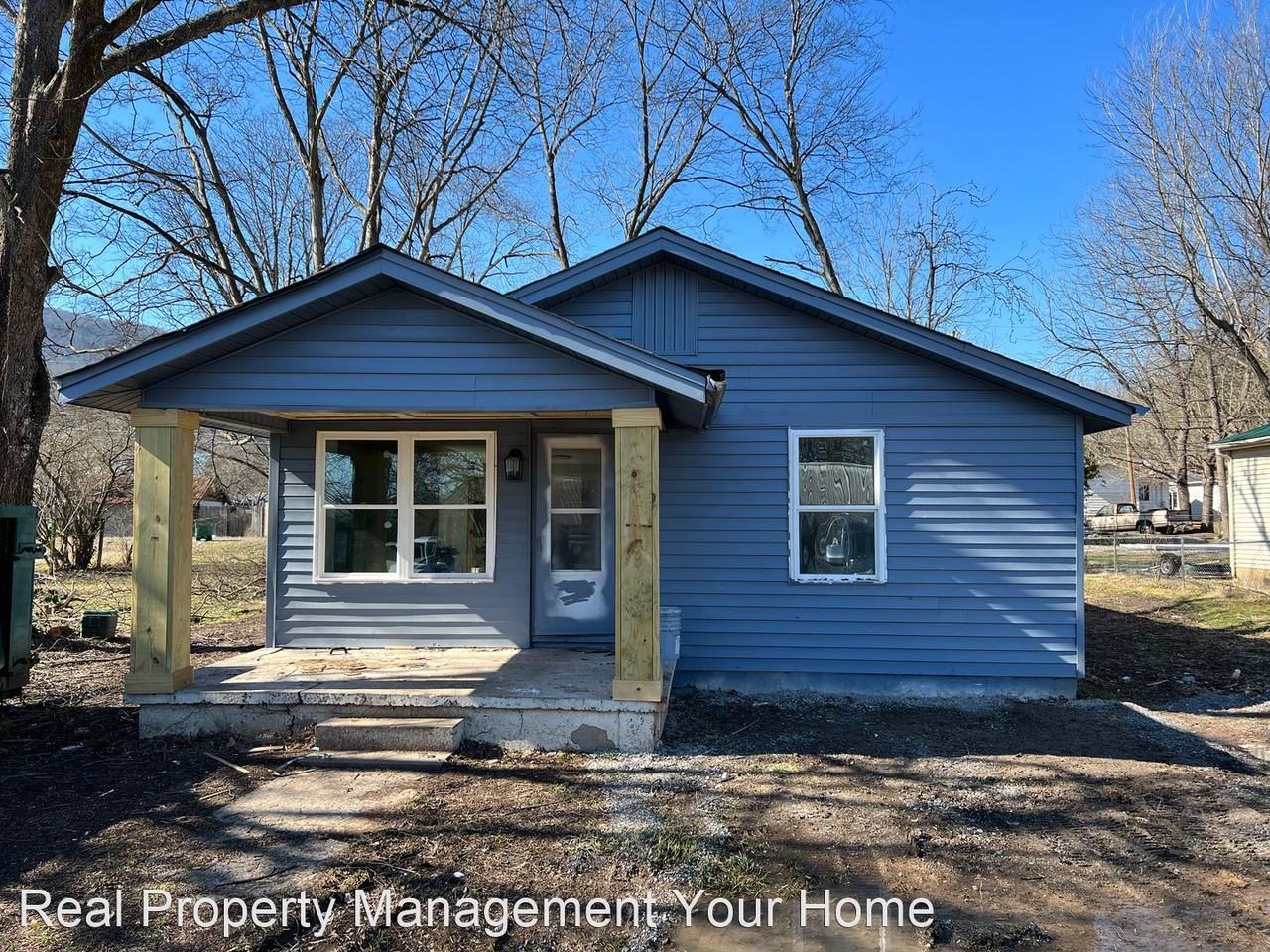 114 Magnolia Ave - Photo 2 of 3