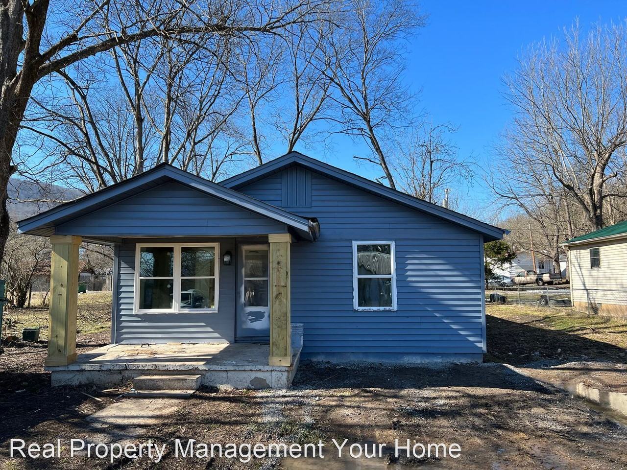 114 Magnolia Ave - Photo 3 of 3